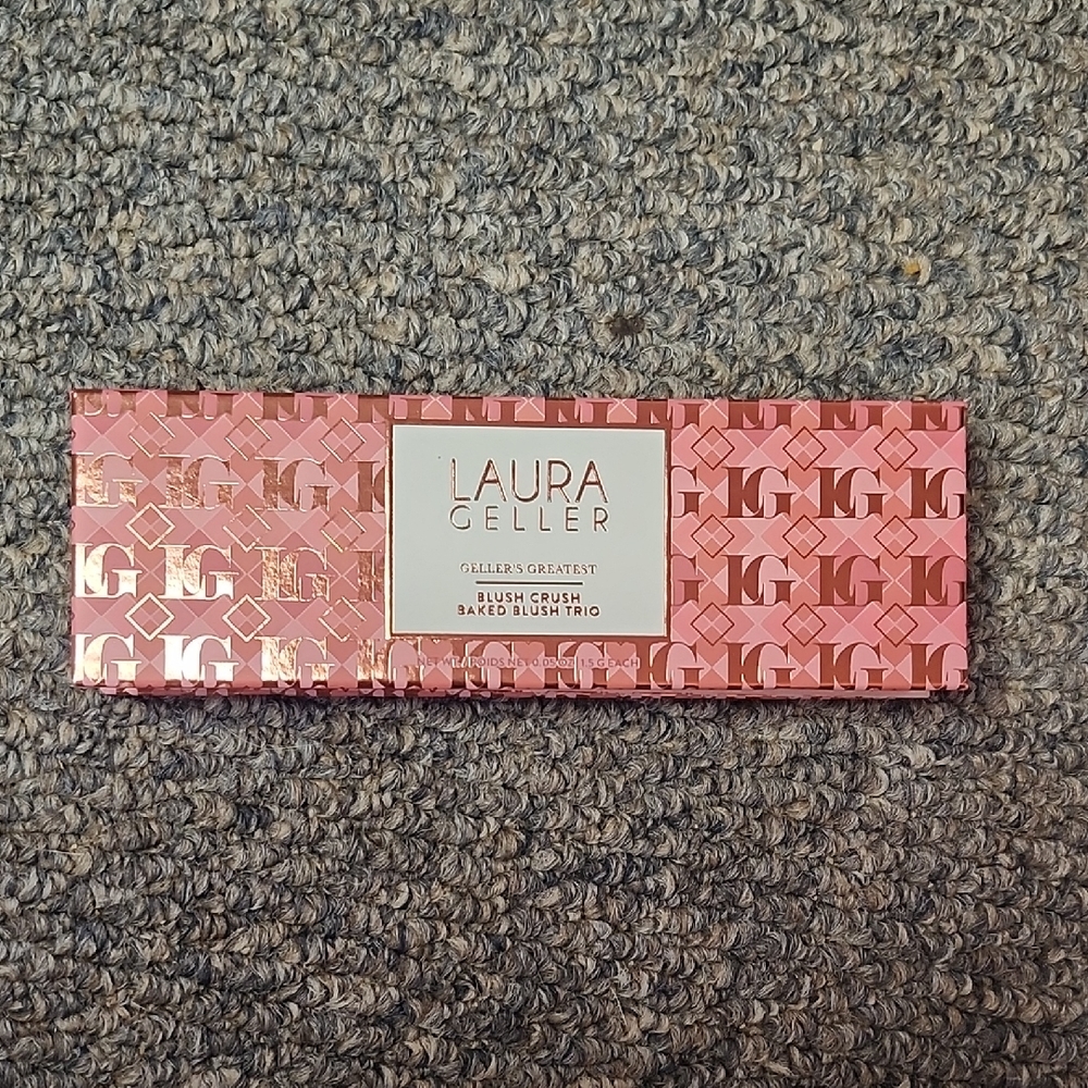Laura Geller Pink Blush for Radiant Cheeks